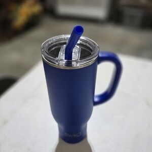 Swig, 30 Oz Blue Tumbler, New Without Tags, Clear Straw With blue Tip.